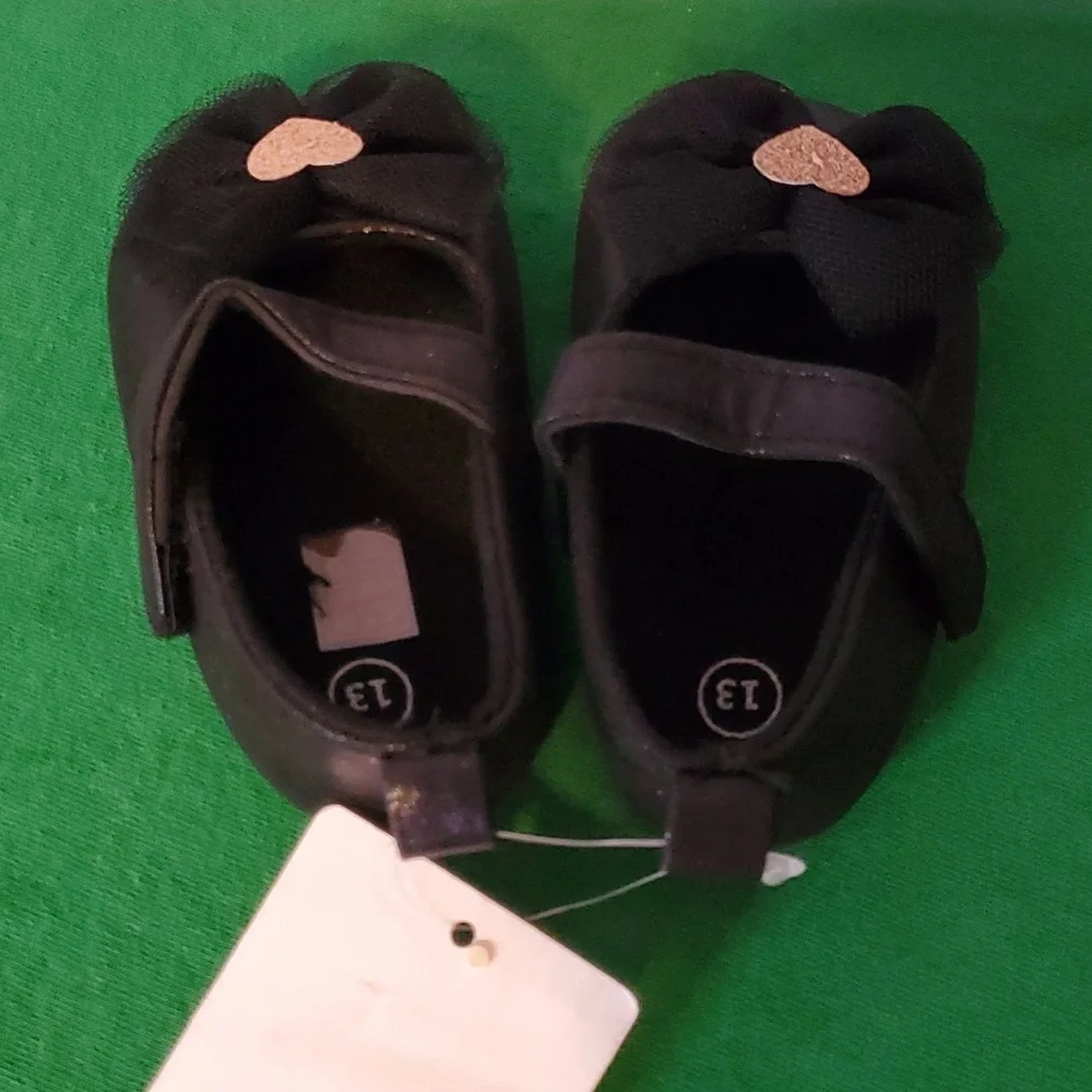 Girls Black / Gold Dress Shoes